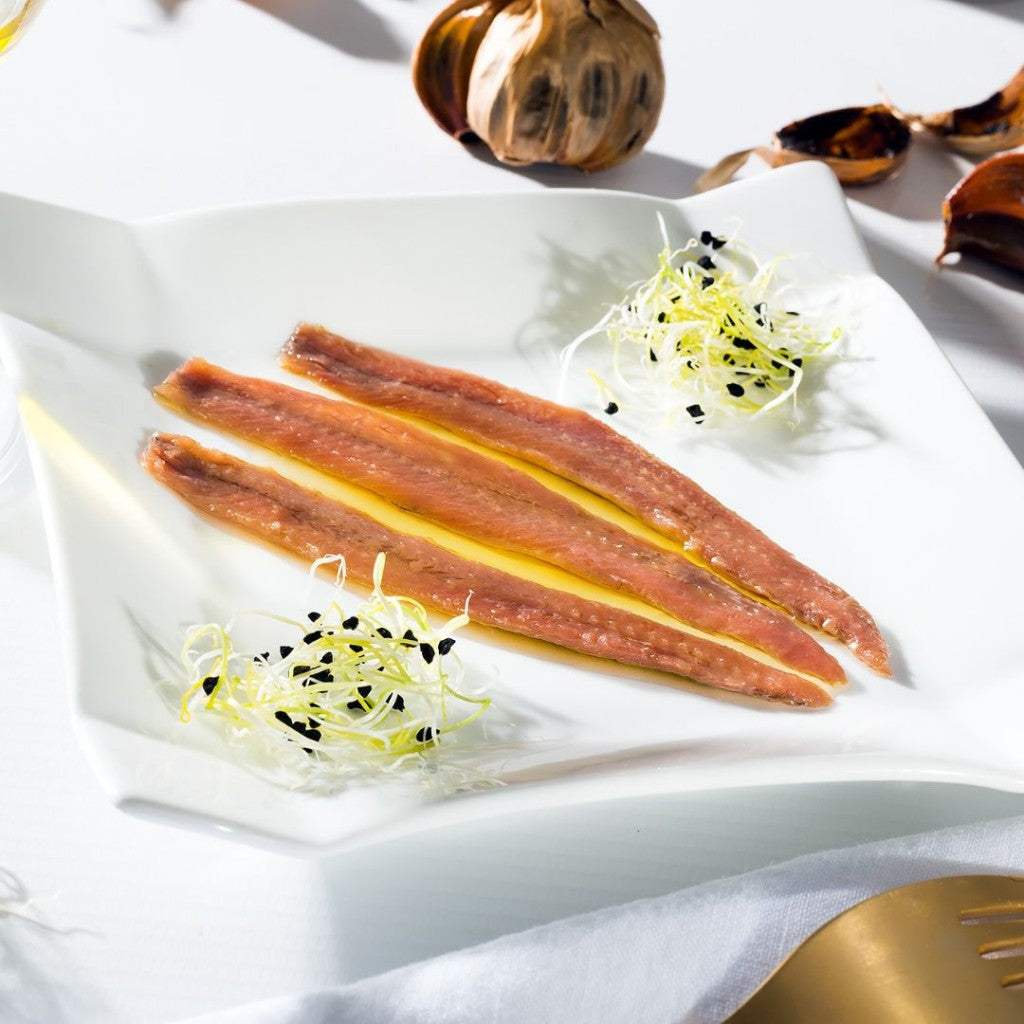Cantabrian Anchovy Fillets in olive oil by Yurrita, 270g sealed tin, cured 20 months, Spain origin