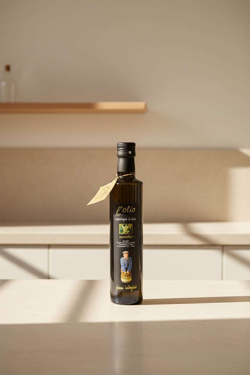 500ml bottle of single-estate extra virgin olive oil from Lizzanello, Puglia, Italy